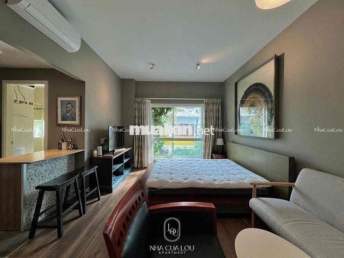 Căn hộ studio full nội thất cửa sổ thoáng đường Nguyễn Văn Cừ quận 5