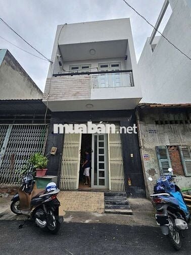 Bán nhà 4×14m , 2 tầng 4pn &  3wc,full nội thất,hẻm 8m,ngay Tỉnh Lộ 10