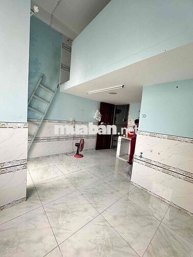 phòng trọ Q.4 giá rẻ có máy lạnh nước nóng lạnh