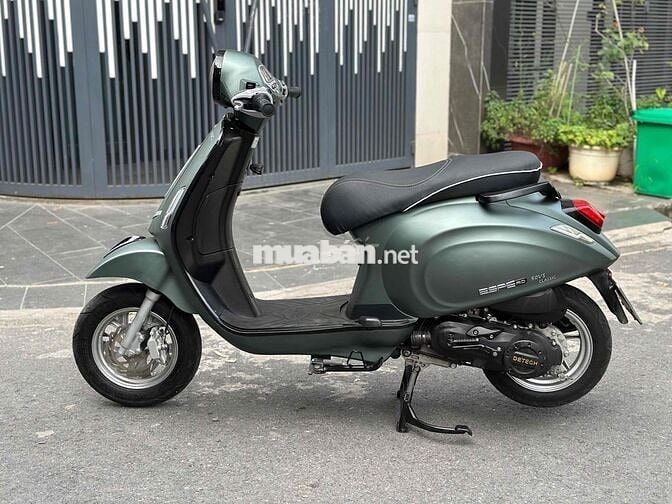 Cần bán xe Vespa 50cc Đk 2023 Bs69 chính chủ