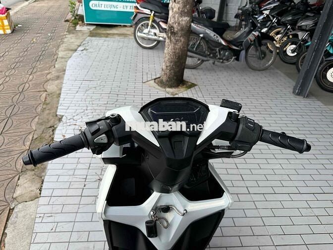 Honda Vario 150 2019 Trắng đen