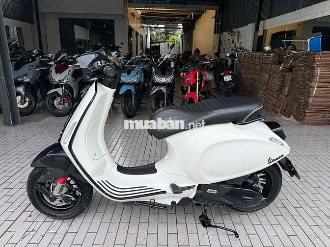 Piaggio Vespa Sprint 125 2024 Trắng 8000km