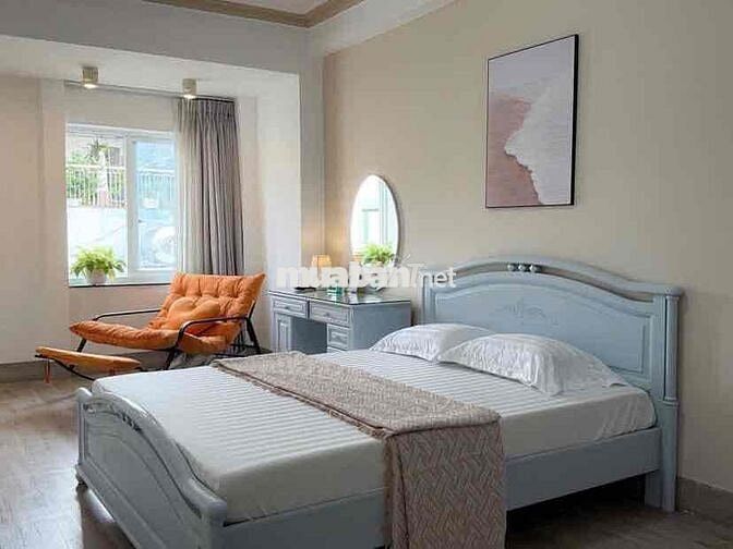 TRỐNG 2PN FULL NỘI THẤT MỚI 80M2 - NGAY CẦU VƯỢT 3 THÁNG 2, ĐH UEH BKU