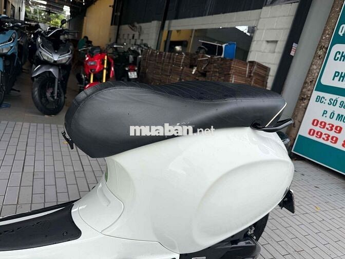 Piaggio Vespa Sprint 125 2024 Trắng 8000km