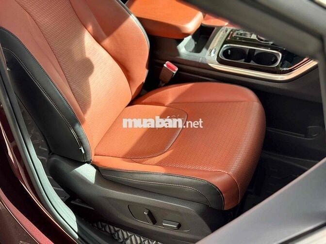 Kia Carnival Signature 2.2D 2022 Đỏ mận 64.000 km