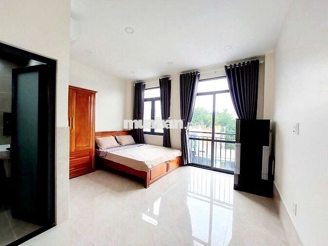 Studio cửa sổ trời siêu thoáng mát - Bắc Hải cạnh CV Lê Thị Riêng 