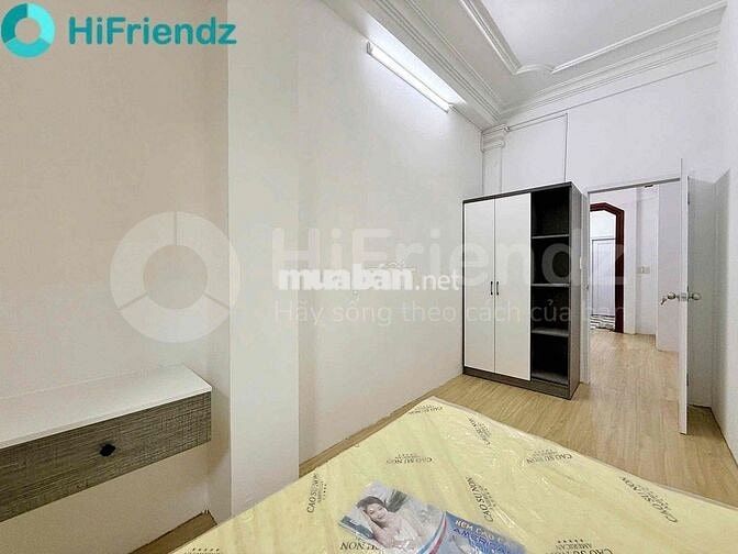 Cho thuê căn hộ 2pn 55m2 gần ngay hàng xanh, bến xe miền Đông