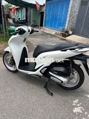 Honda SH 150i Trắng Ít chạy