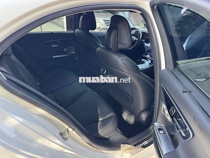 Mercedes-Benz C300 AMG 2022 Trắng 33.888km