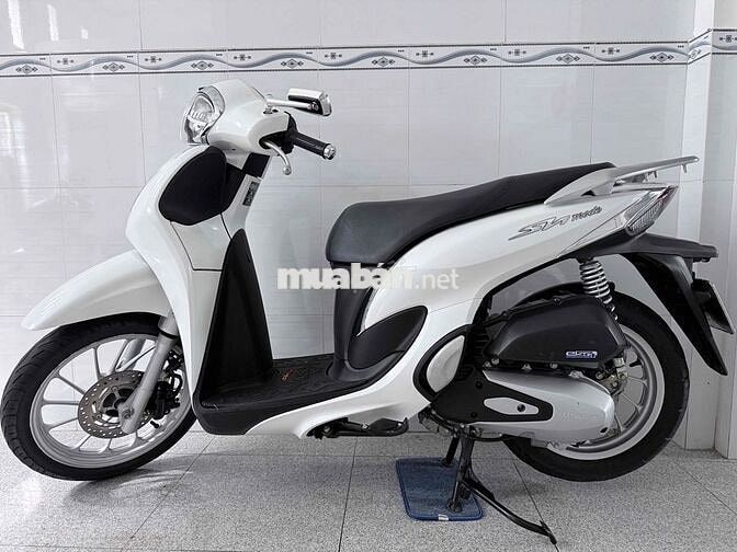 Honda SH Mode Trắng Xăng