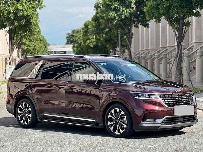 Kia Carnival Signature 2.2D 2022 Đỏ mận 64.000 km