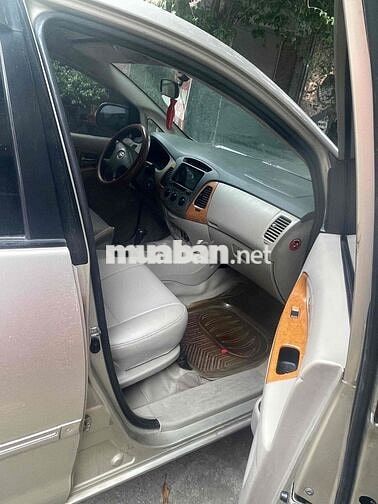 Toyota Innova 2008 Vàng cát