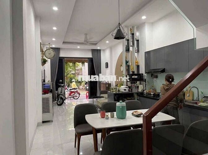 Giảm 300tr Chủ Gấp Bán MT Liên Khu 4-5 gần chợ Bình Thành giá 1tỷ950tr