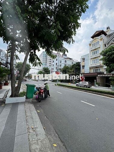Cho thuê nguyên tầng CHDV 1PN, 1 phòng bếp, sân giặt phơi riêng
