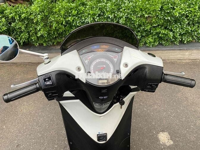Honda SH Trắng số máy 104 bstp chính chủ