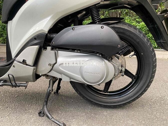 Honda SH Trắng số máy 104 bstp chính chủ