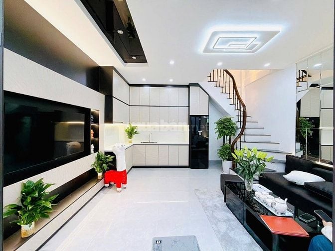 Bán Nhà Minh Khai, Hai Bà Trưng 24/28m, 4 tầng, mt 4.8m, giá 6.86 tỷ