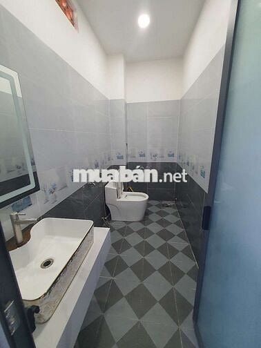 Nhà Mặt Tiền 4,5x30 2lầu 6p ngủ 5tolet