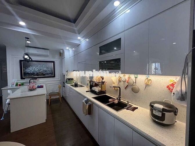 Hơn 40tr/m2 Chung cư Hà Đông 155m2 3PN Căn góc KĐT Văn Khê Full Đồ