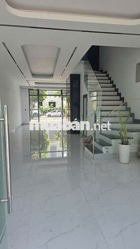 Giá 29tr cho thuê shophouse 5 tầng full nội thất có thang máy OCP 1 GL