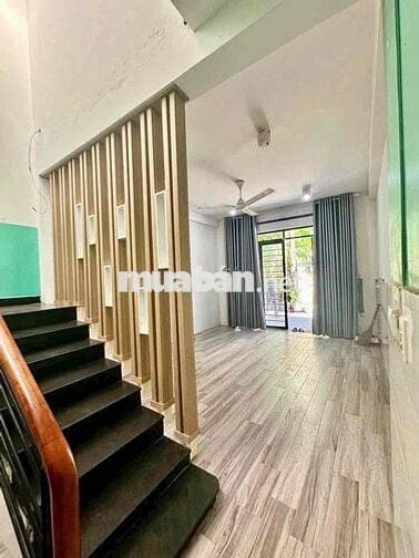 Cho Thuê Nhà 110m2 1Trệt 1Lầu 2Pn 2Wc Hẻm Xe Tải Vườn Lài Gần Cầu Sắt