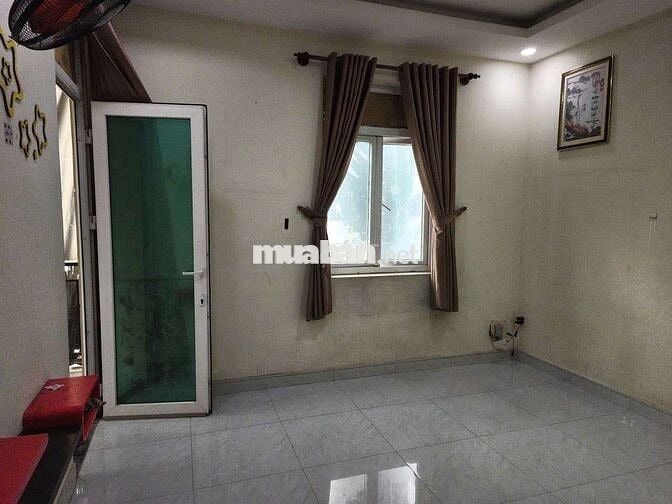 NHÀ NGAY CHỢ THỦ ĐỨC, 54M2 1TRỆT 1LẦU 4PN 2WC Ở GIA ĐÌNH, NHÓM BẠN