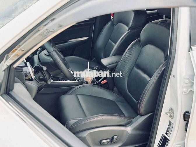 MG ZS Luxury 2023 Trắng 42.000km