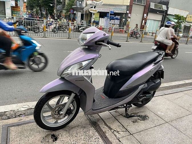 Honda Vision 2014 Bạc Đã sử dụng