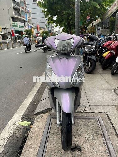Honda Vision 2014 Bạc Đã sử dụng