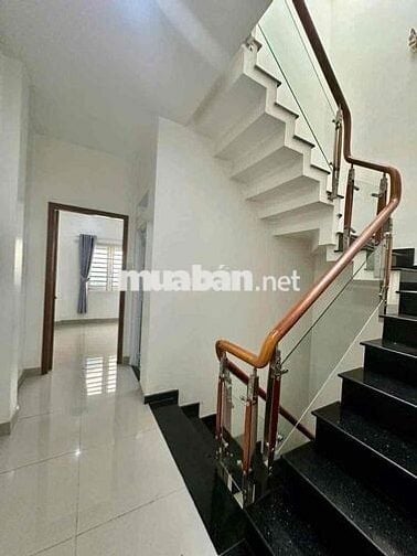 Cho Thuê Nhà Hẻm Tải DT 220m2 1Trệt 1Lửng 3Lầu 5Pn 4Wc Sân Thượng
