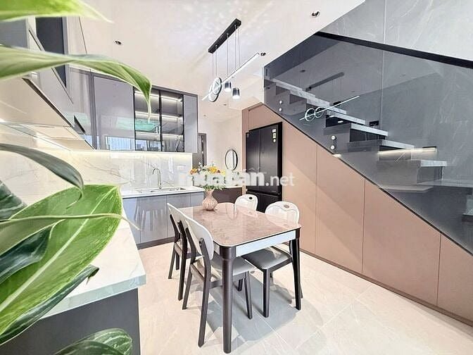 🔴💥Bán nhà 3 tầng 3 mê kiệt Ô TÔ Tôn Đức Thắng - FULL nội thất Y hình