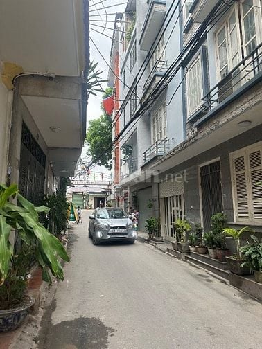 Cho thuê nhà riêng 50m2 x 5 tầng Nguyễn Hoàng Tôn. LH: 084.359.2865