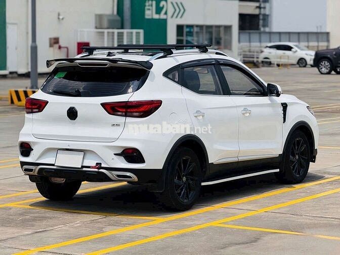 MG ZS Luxury 2023 Trắng 42.000km