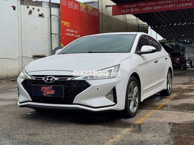 Hyundai Elantra 2019 1.6 Turbo, màu trắng,8v7 km