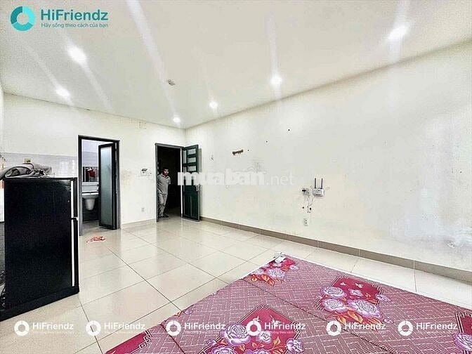 STUDIO SIÊU RỘNG CÁCH AEON TÂN PHÚ 550 MÉT CÓ SẴN MÁY LẠNH BẾP DÀI