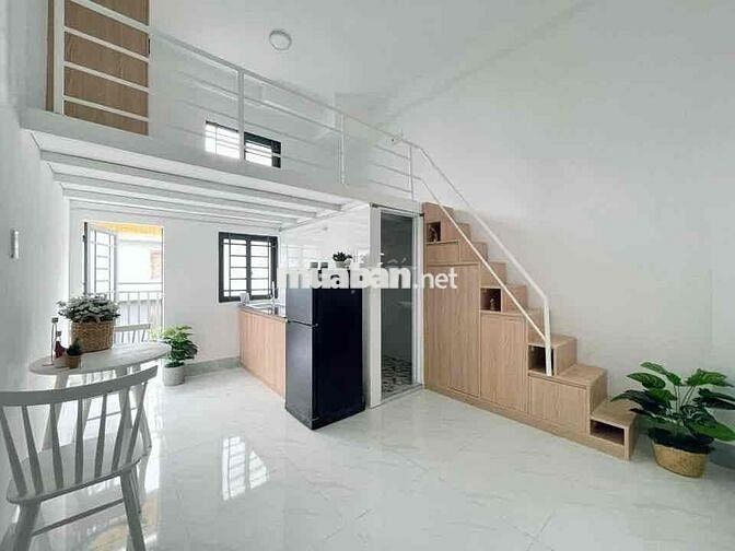 DUPLEX CÓ BAN CÔNG CỬA SỔ SIÊU THOÁNG NGAY VÒNG XOAY CỐNG QUỲNH