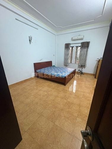 Nhà MT Đ. số 2 , Cư Xá RaDa ,DT 4x20m, 3.5 tấm, sẵn nội thất, 18 triệu