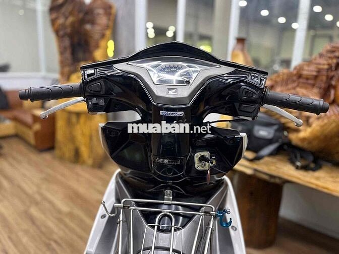 Honda Airblade chính chủ biển SG máy bao êm