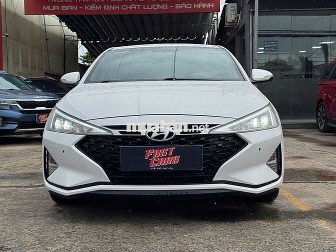 Hyundai Elantra 2019 1.6 Turbo, màu trắng,8v7 km