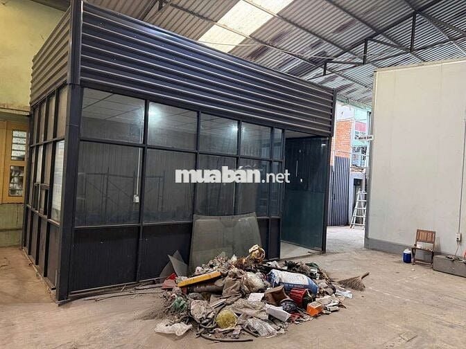 Cho thuê nhà xưởng có sẵn phòng và bếp