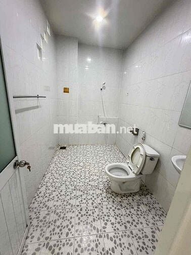 CHO THUÊ NHÀ TRỆT 2 LẦU KHU DÂN CƯ 586
