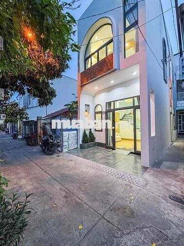 Nhà tuyệt đẹp full nội thất Hẻm Phạm Ngũ Lão