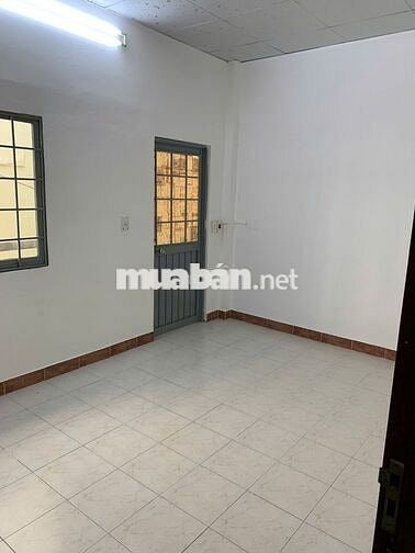 Cho thuê nhà Hoàng Hoa Thám, 2 tầng 3pn3wc, 6.3m x 10m, hẻm 6m