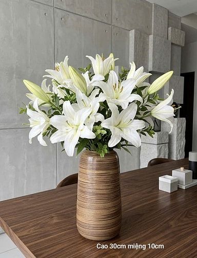 Bình cắm hoa ly đẹp tại TP.HCM – Gốm Sứ FULO