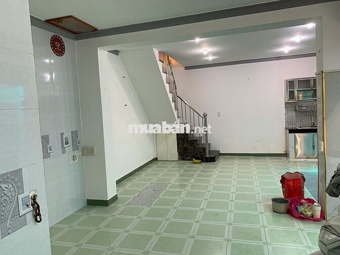 Cho thuê nhà Hoàng Hoa Thám, 2 tầng 3pn3wc, 6.3m x 10m, hẻm 6m