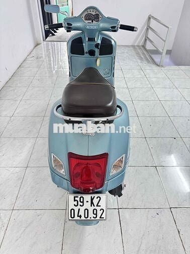 Piaggio Vespa GTS 125 Kỷ niệm 70 năm Xanh 18000 km