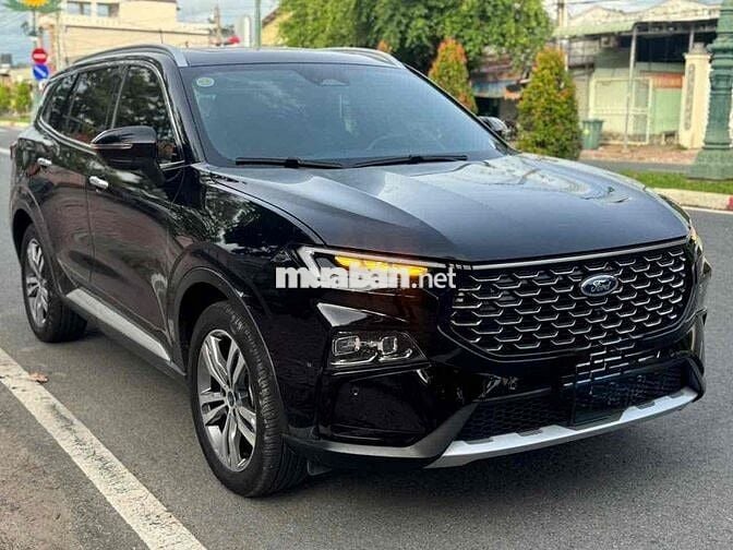 Ford Territory Titanium X 2023 xe đi lướt