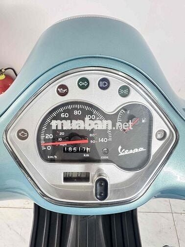 Piaggio Vespa GTS 125 Kỷ niệm 70 năm Xanh 18000 km