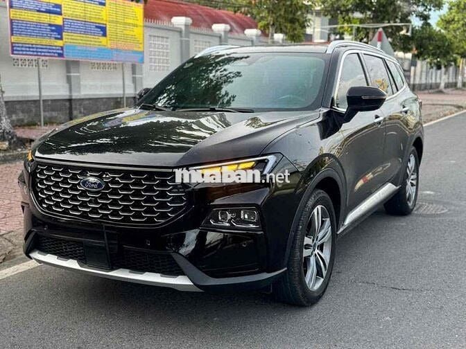Ford Territory Titanium X 2023 xe đi lướt