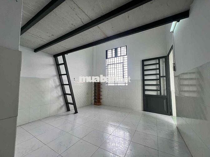 CHỦ GỬI E CĂN DUPLEX GIÁ RẺ 3t MÀ CÓ BAN CÔNG QUA Q11, CẦU CÂY GÕ, Q10